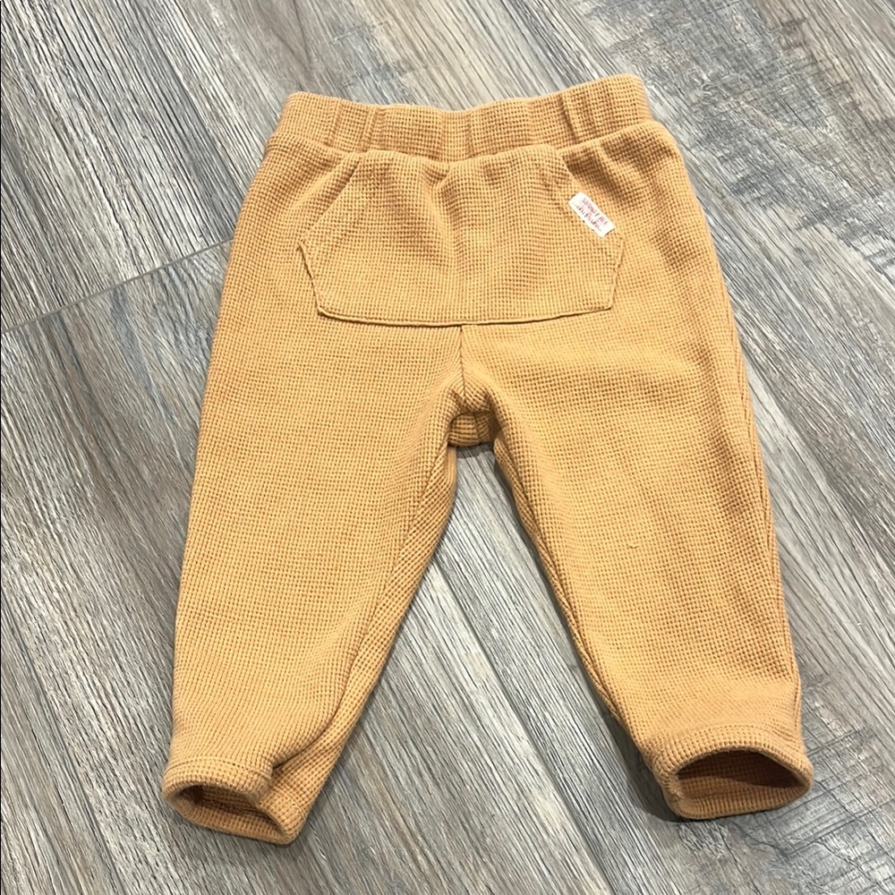 🦋5/10 Levi’s Waffle Pants